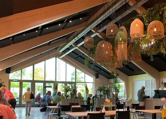 Luxe tent Safari Lodge, Glamping Aan Zee! Callantsoog